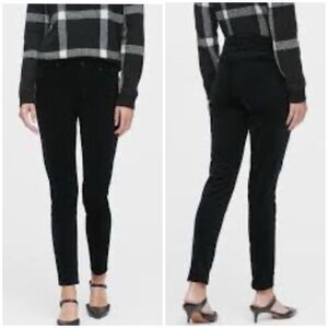 Banana Republic Black Skinny Velvet Pant size 27